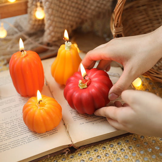 Halloween Pumpkin Scented Candle Creative Fragrance Ornaments Handmade Advanced Atmosphere Decoration Ornaments Accompanying Ceremony