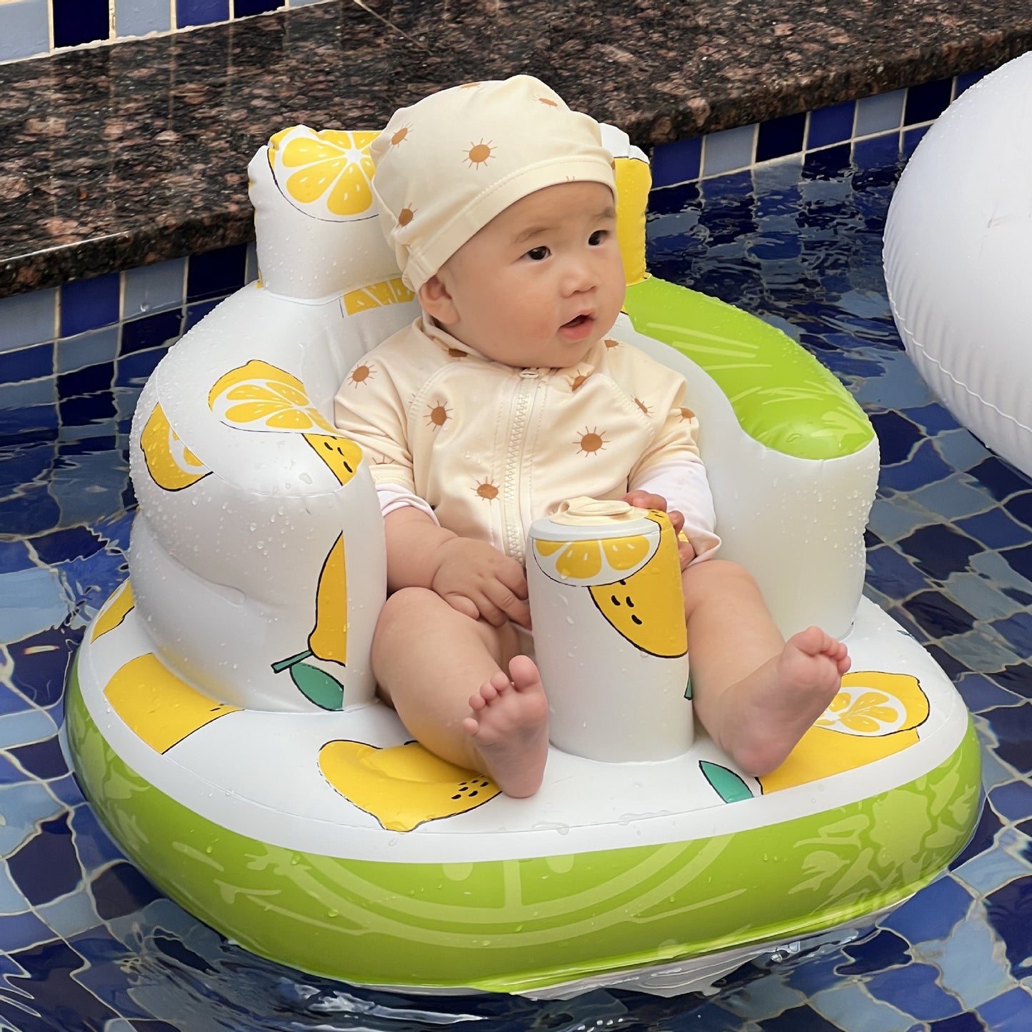 SnuggleSeat™ – Bath & Swim Baby Chair